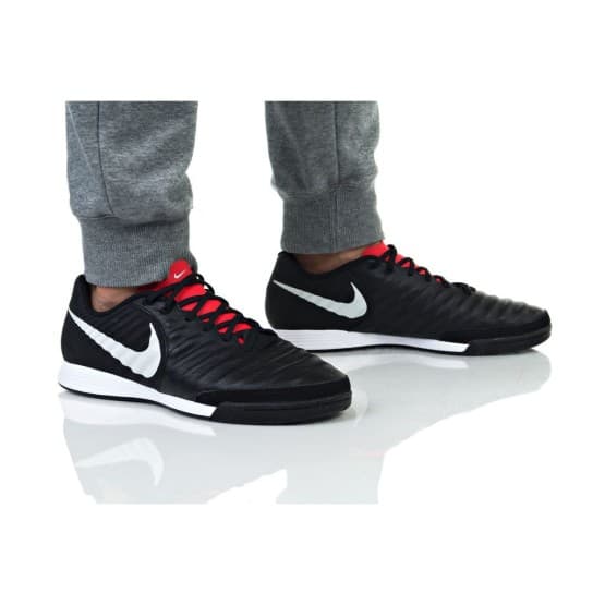 נעליים נייק לגברים Nike LEGEND 7 ACADEMY IC - שחור