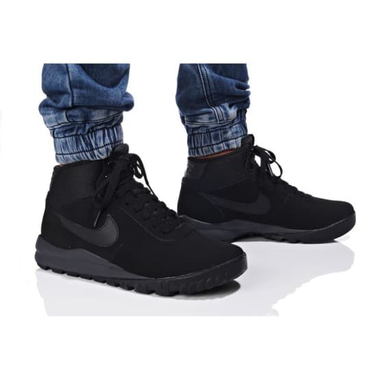 נעלי סניקרס נייק לגברים Nike HOODLAND SUEDE - שחור