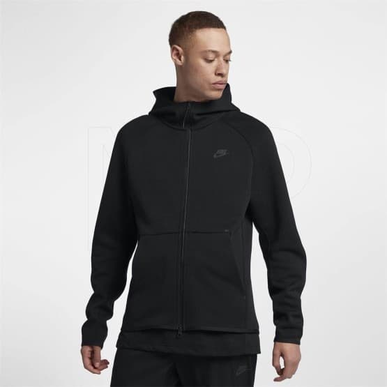בגדי חורף נייק לגברים Nike Tech Fleece - שחור