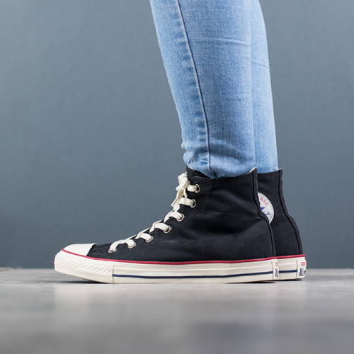 נעלי סניקרס קונברס לנשים, Converse 