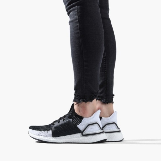 נעליים אדידס לנשים Adidas UltraBOOST 19 - שחור/לבן