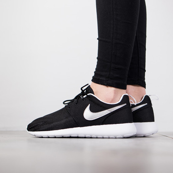 נעליים נייק לנשים Nike Roshe One - שחור