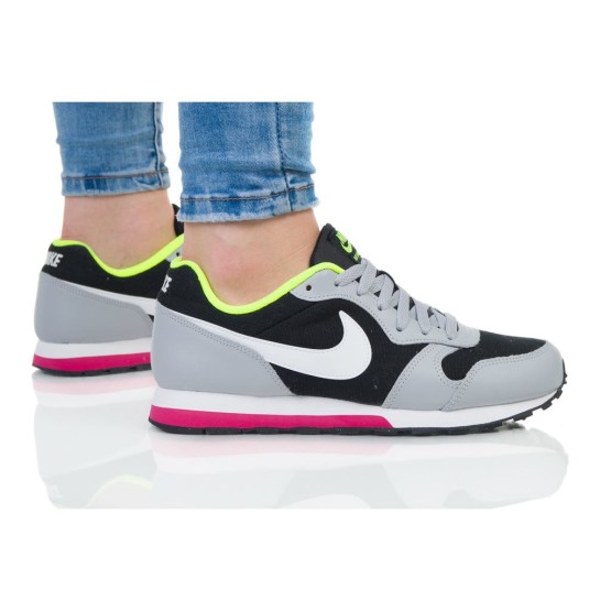נעליים נייק לנשים Nike MD RUNNER 2 - אפור/שחור