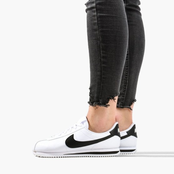 נעלי סניקרס נייק לנשים Nike Cortez Basic - לבן/שחור