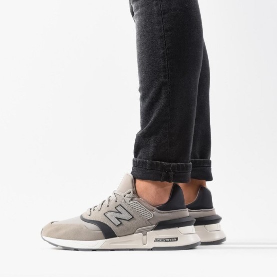 נעלי סניקרס ניו באלאנס לגברים New Balance 997 - אפור