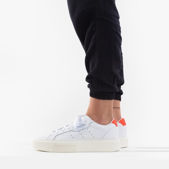 נעלי סניקרס אדידס לנשים Adidas Originals Sleek Super - לבן/כתום