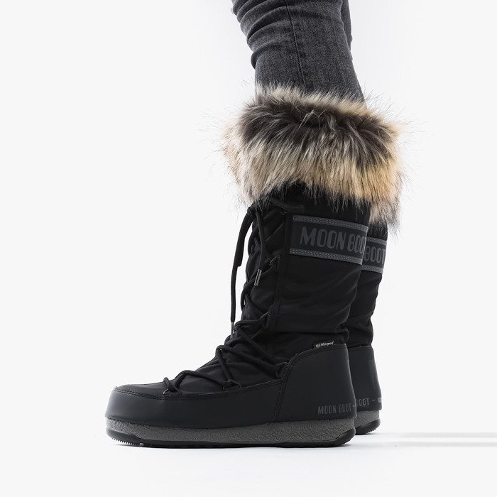 moon boot monaco