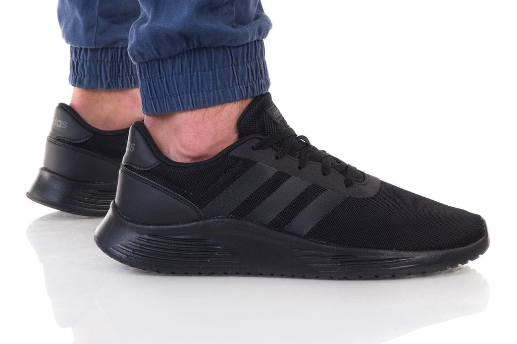 adidas lite racer full black