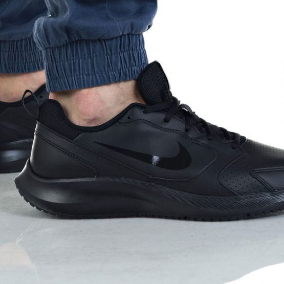 nike todos genuine leather