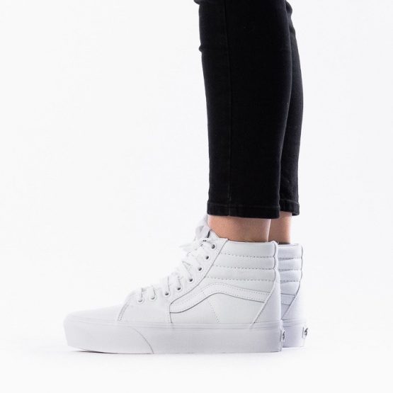 נעלי סניקרס ואנס לנשים Vans Classic Slip On Platform - לבן
