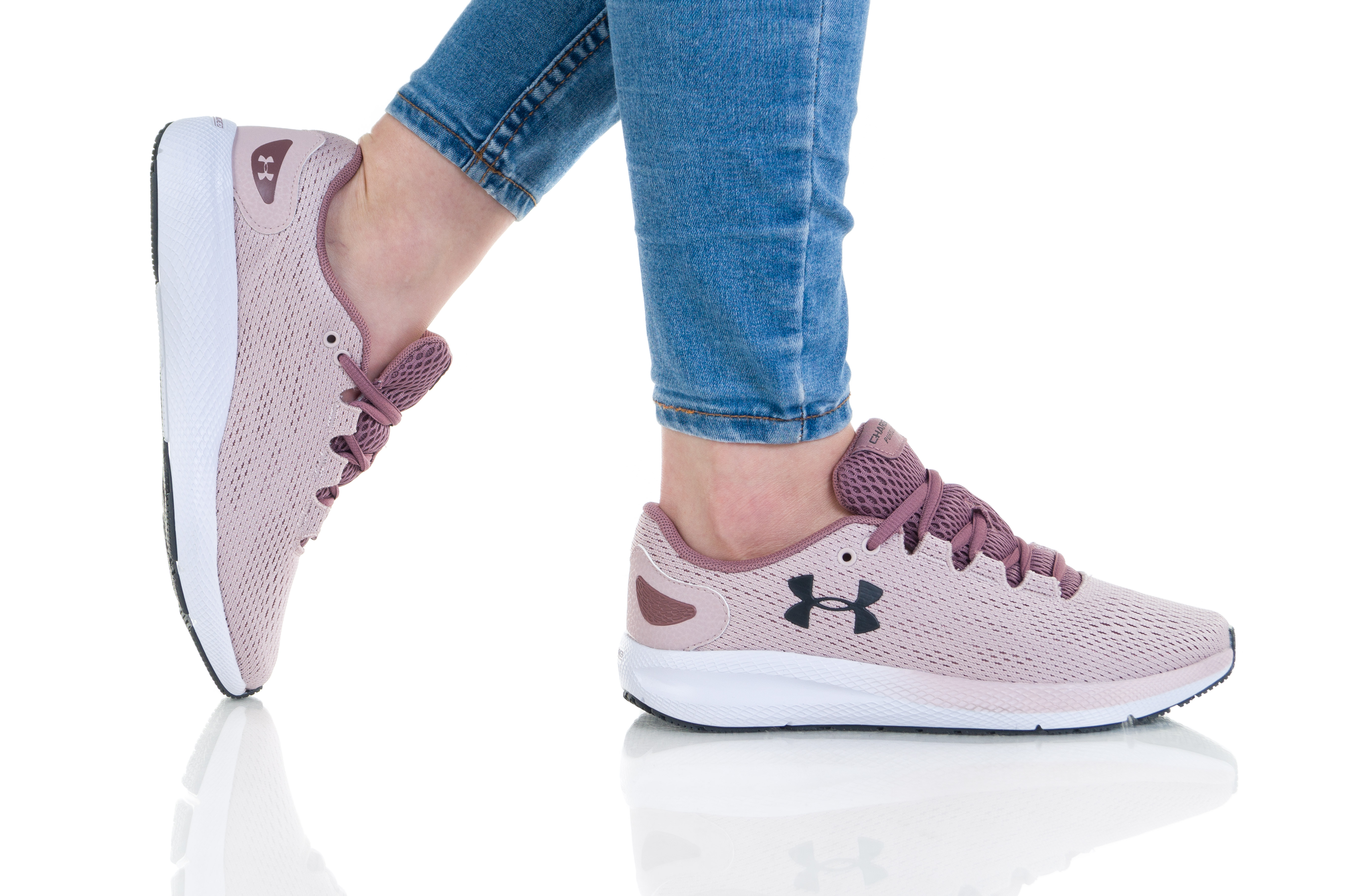 women's under armour charged shoes