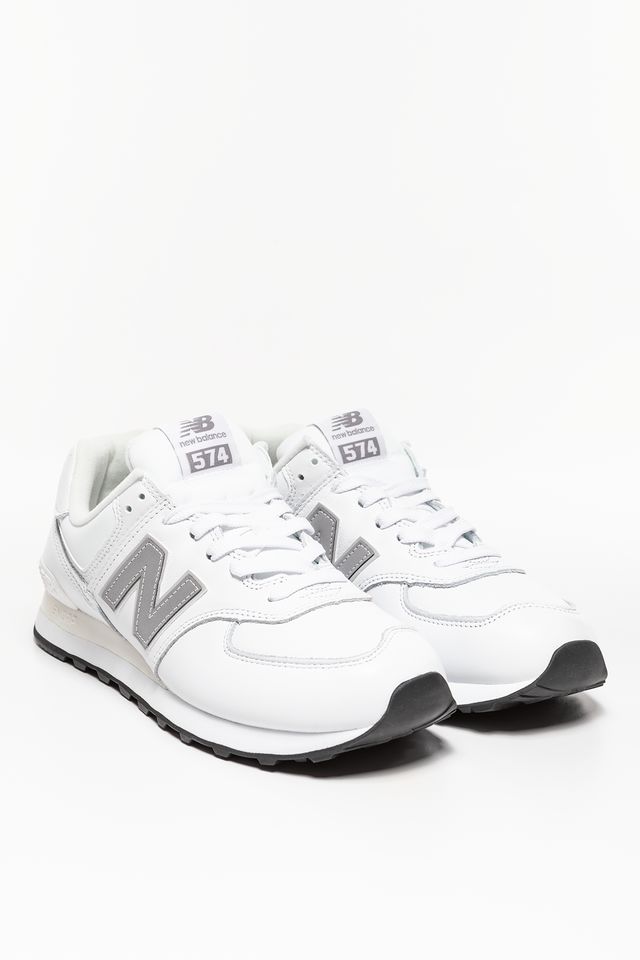 men's new balance white shoes