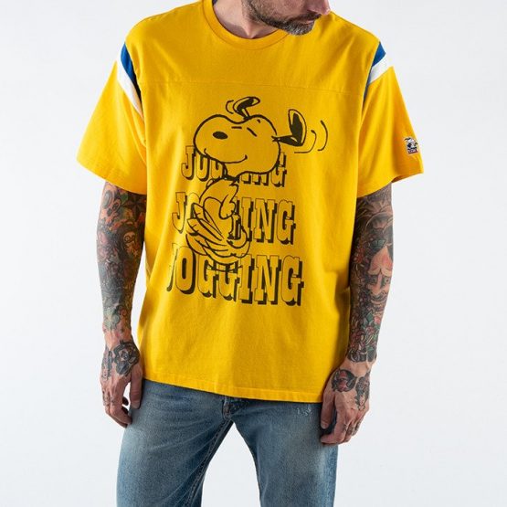 חולצת T ליוויס לגברים Levi's x Peanuts Jogging Snoopy - צהוב