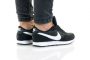 נעלי סניקרס נייק לנשים Nike MD VALIANT - לבן/שחור