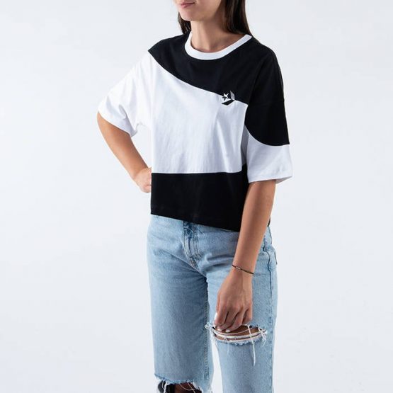 חולצת T קונברס לנשים Converse Rivalry Os Crop Tee - שחור/לבן