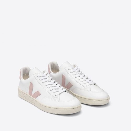 v12 veja women's