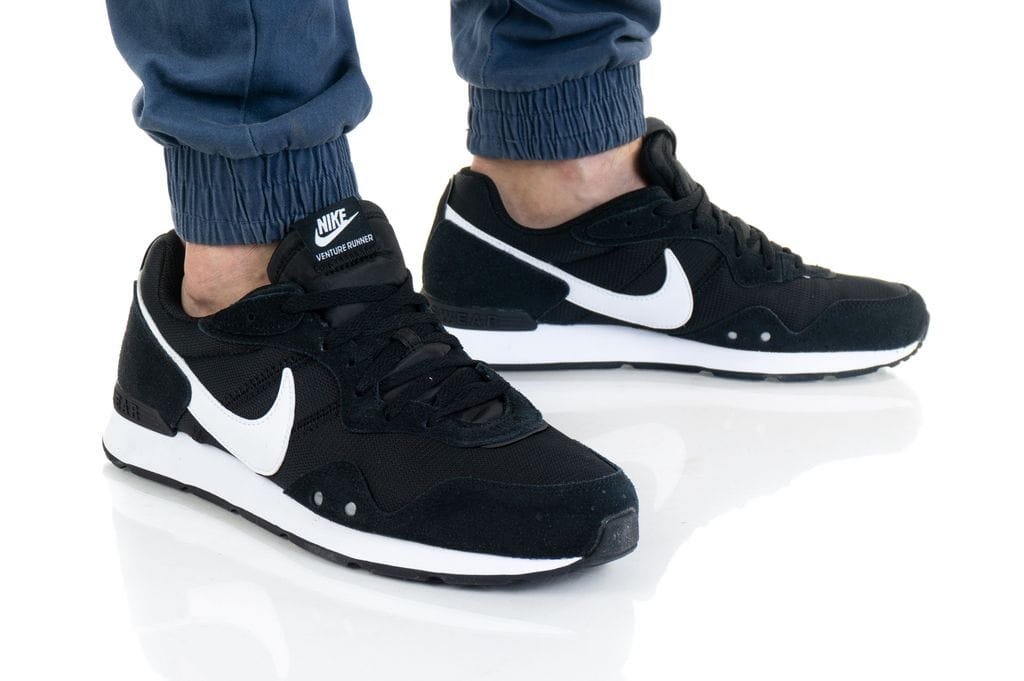 nike black venture runner