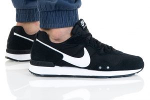 נעלי סניקרס נייק לגברים Nike VENTURE RUNNER - שחור
