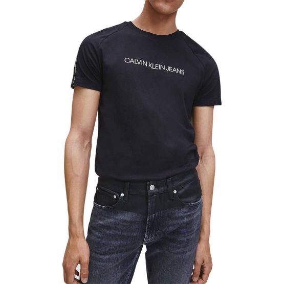 חולצת T קלווין קליין לגברים Calvin Klein Logo Tape Shoulder Tee - שחור
