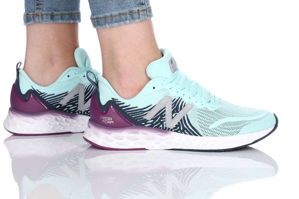 נעלי ריצה ניו באלאנס לנשים New Balance WTMPO - צבעוני בהיר