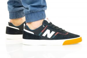 נעלי סניקרס ניו באלאנס לגברים New Balance NM306 - צבעוני/שחור