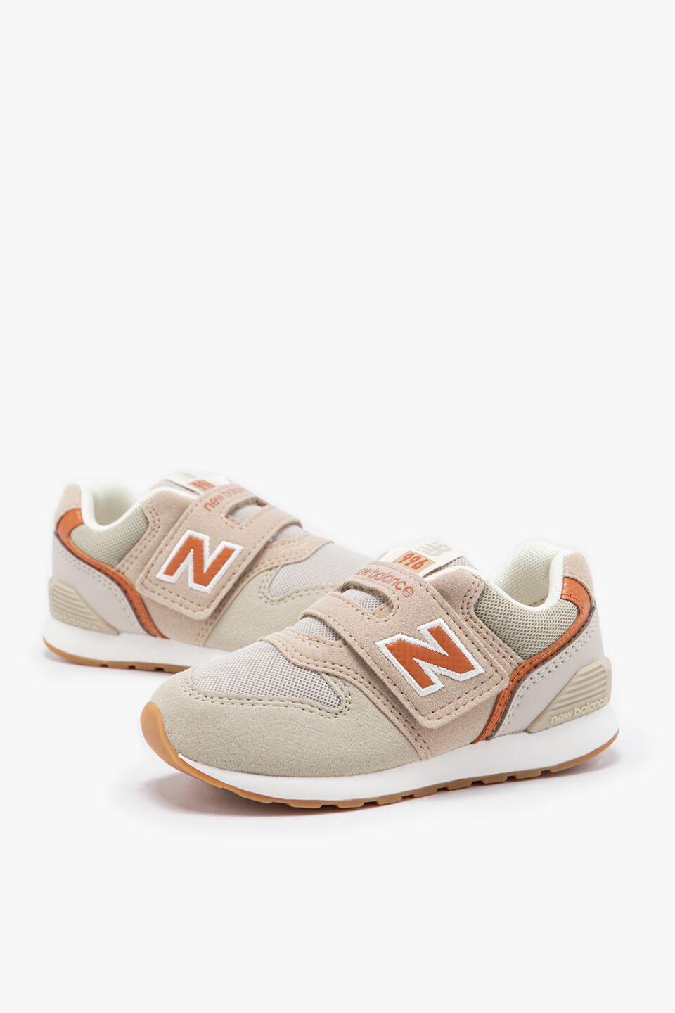 נעלי סניקרס ניו באלאנס, New Balance 