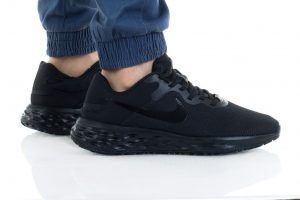 נעלי ריצה נייק לגברים Nike Revolution 6 Flyase - שחור