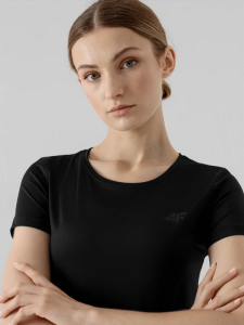 חולצת T פור אף לנשים 4F QUICK-DRY REGULAR TRAINING SHIRT - שחור