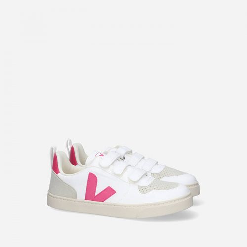 veja classic sneakers