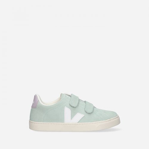 veja classic sneakers