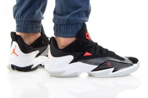 נעלי סניקרס נייק לגברים Nike JORDAN ONE TAKE 3 - שחורלבןאדום