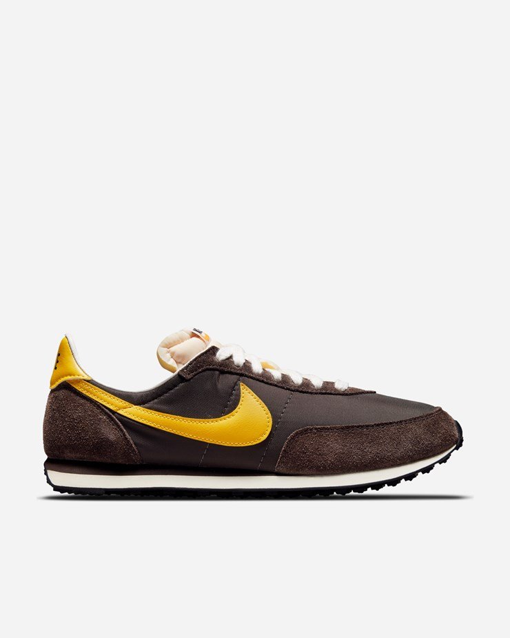 nike waffle trainer women's