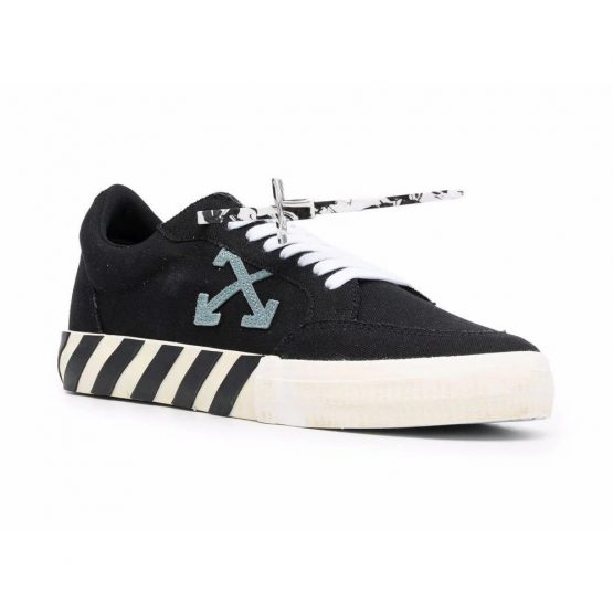 נעלי סניקרס אוף וויט לגברים Off White Low Vulcanized Black White - שחור/לבן