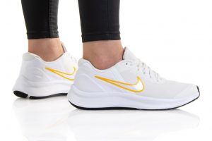 נעלי סניקרס נייק לנשים Nike STAR RUNNER 3 - לבן