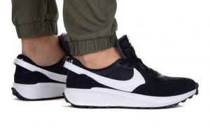 נעלי סניקרס נייק לגברים Nike WAFFLE DEBUT - שחור/לבן