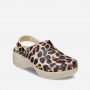 כפכפי Crocs לנשים Crocs Classic Platform Animal Remix Clog - מנומר