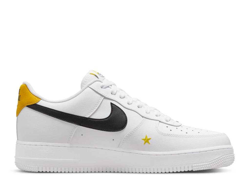 נעלי סניקרס נייק לגברים Nike Air Force 1 '07 - לבן/צהוב