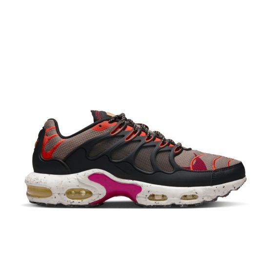 נעלי סניקרס נייק לגברים Nike Air Max Terrascape Plus - שחור/צבעוני