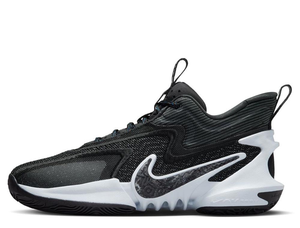 nike-cosmic-unity-2
