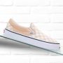 נעלי סניקרס ואנס לנשים Vans Classic Slip-On - ורוד אפרסק