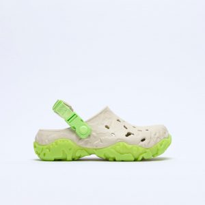 סנדלים Crocs לנשים Crocs All Terrain - ירוק בהיר/לבן
