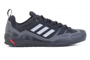 נעלי טיולים אדידס לגברים Adidas Terrex Swift Solo 2 - שחור
