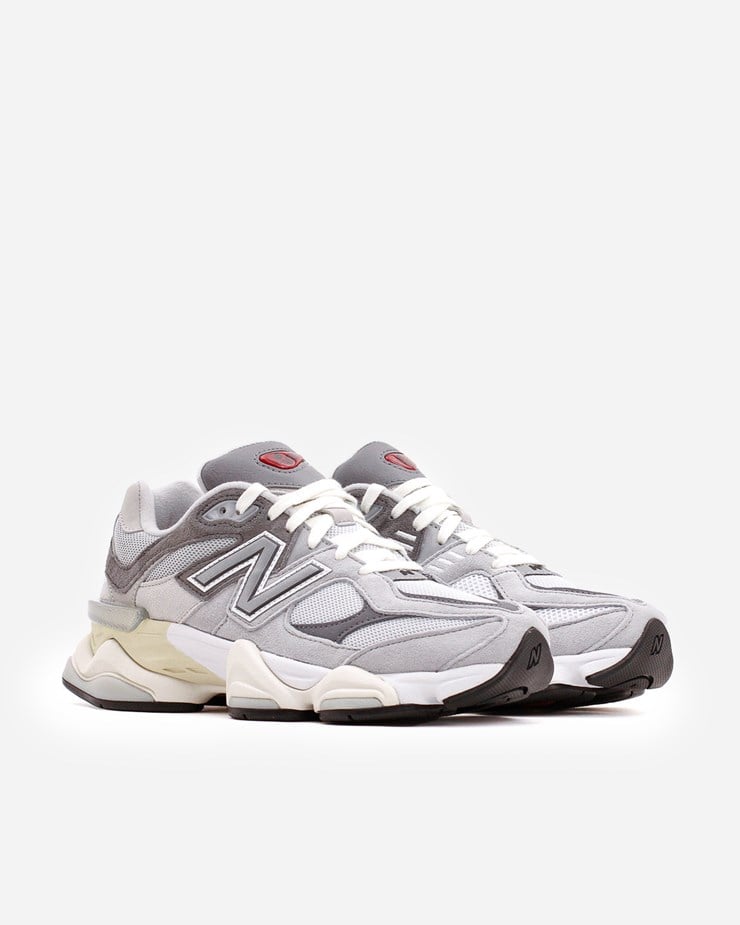נעלי סניקרס ניו באלאנס לגברים New Balance 9060 - אפור אבן