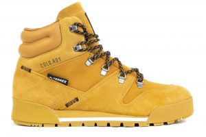 נעלי סניקרס אדידס לגברים Adidas TERREX SNOWPITCH - חום בוץ