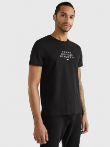 חולצת טי שירט טומי הילפיגר לגברים Tommy Hilfiger Centre Graphic Tee - שחור