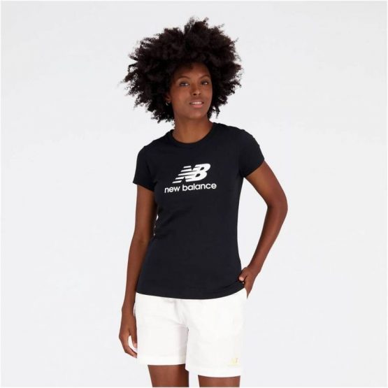 חולצת טי שירט ניו באלאנס לנשים New Balance Essentials Stacked Logo - שחור.