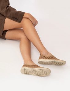 נעלי סניקרס IlseJacobsen לנשים IlseJacobsen Tulip - חום