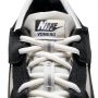 נעלי סניקרס נייק לגברים Nike Zoom Vomero 5 - שחור/לבן