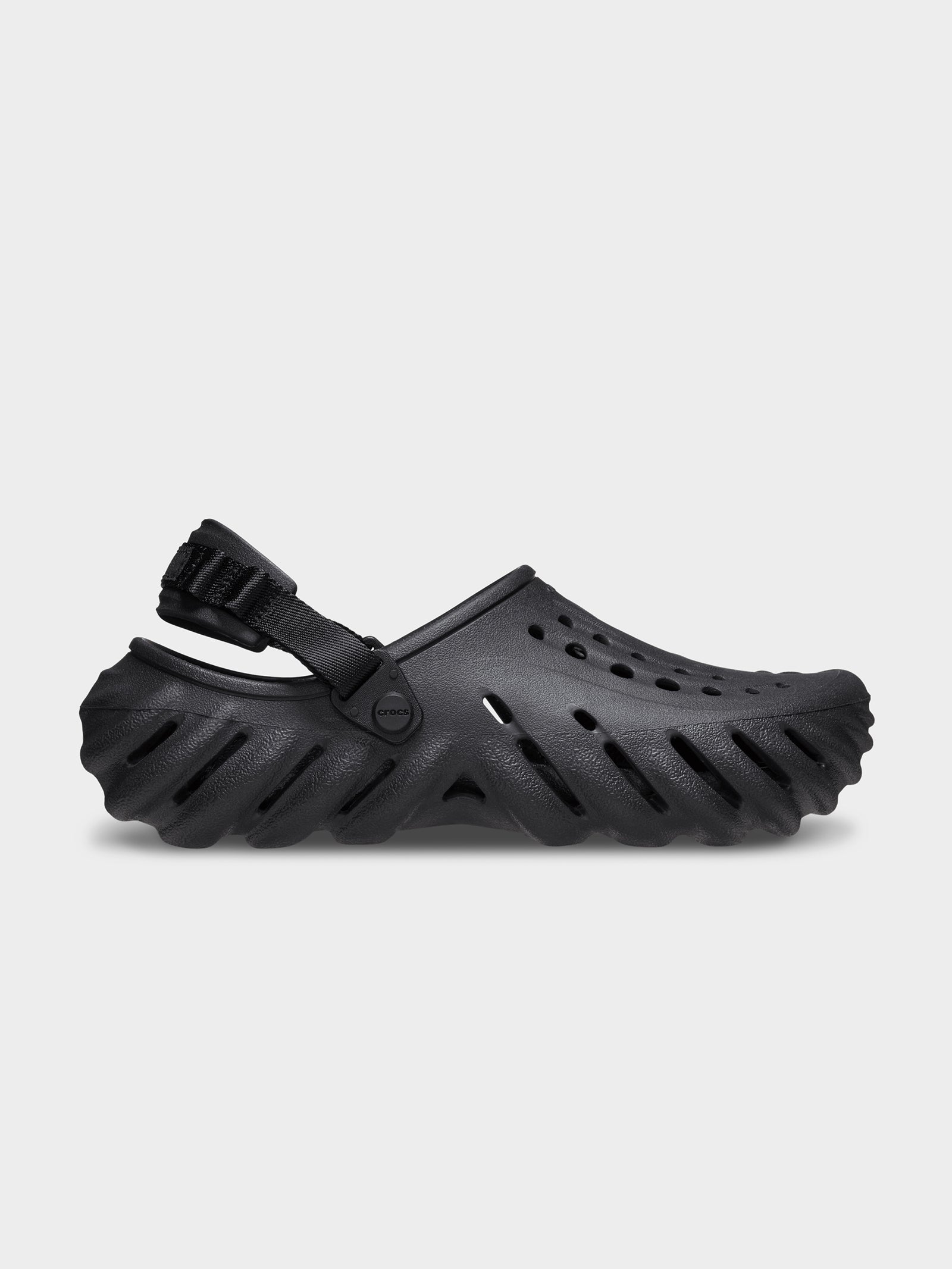 סנדלים קרוקס לנשים Crocs Echo Clog - שחור מלא+