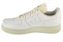 נעלי סניקרס נייק לנשים Nike Air Force 1 Low Premium - לבן/בז'